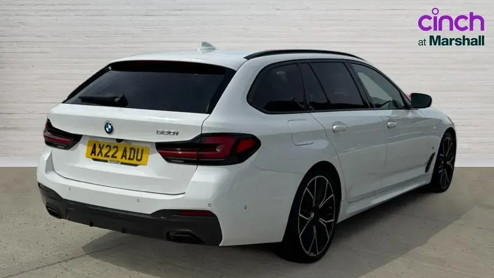 Used BMW 520 M Sport 184 HP (135 kW) 2022 White Sedan