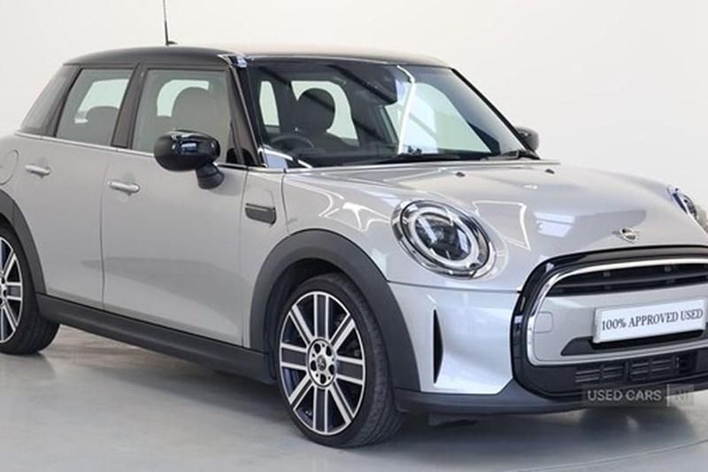 Silver Used 2023 Mini Cooper Exclusive Hatchback | £21,950 (Fair price) - Image 1/1