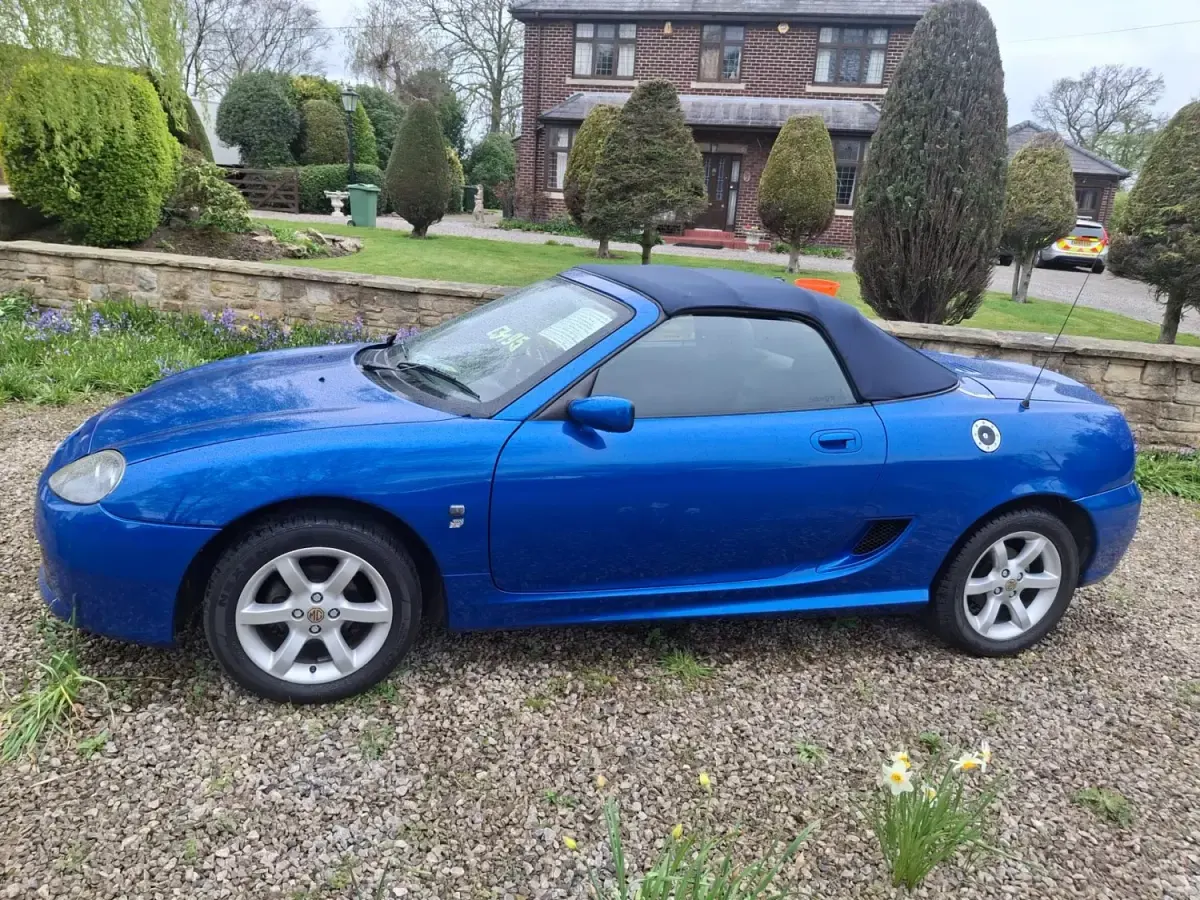 Usado MG F 2003 Azul Descapotable