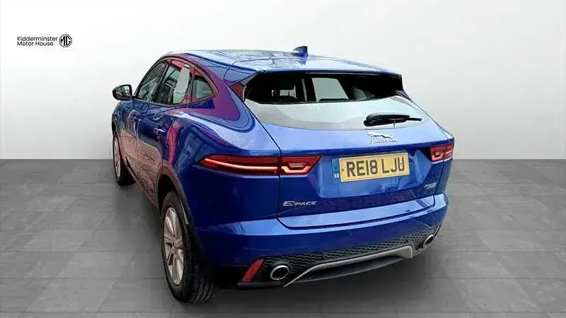 Usado Jaguar E-Pace S 249 HP (183 kW) 2018 Azul SUV