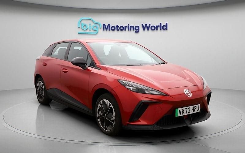 Used MG MG4 EV SE 319 kW (435 HP) 2023 Red Hatchback