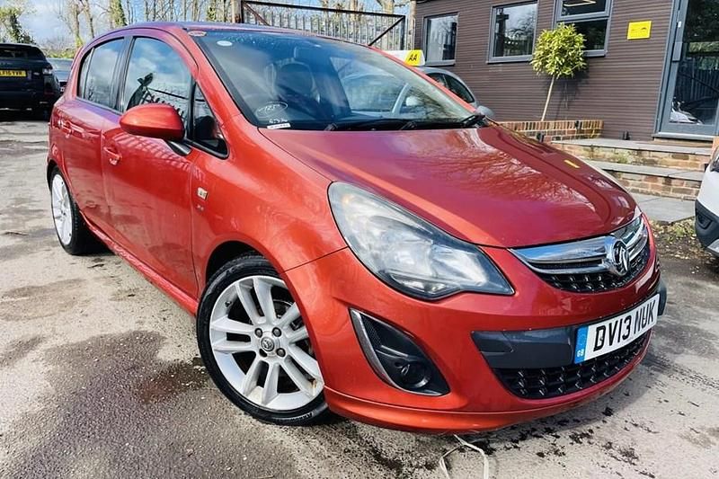 Used Vauxhall Corsa SRi 100 HP (73 kW) 2013 Orange Hatchback