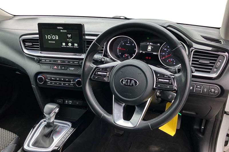 Usado Kia Ceed 2019 Branco Citadino