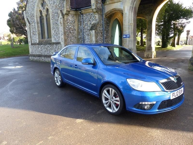 Used Skoda Octavia vRS 200 HP (147 kW) 2012 Blue Hatchback