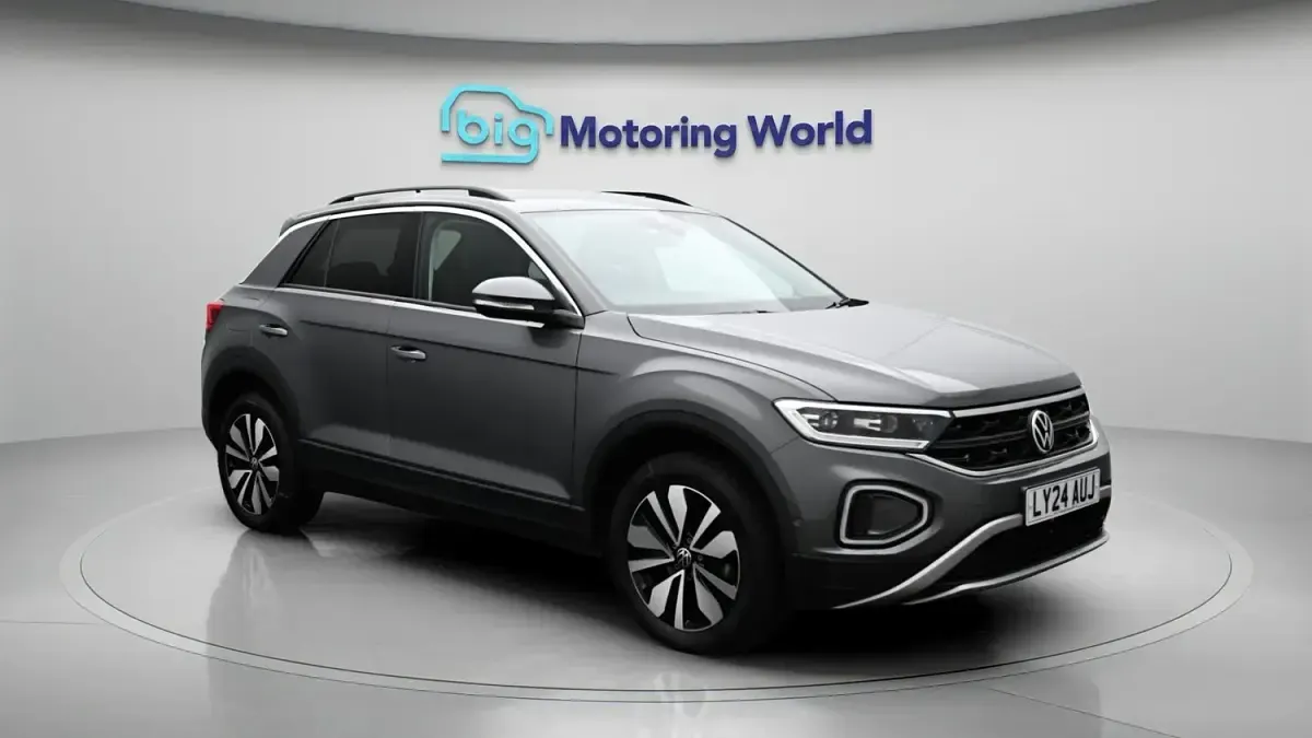Used VW T-Roc Match 150 HP (110 kW) 2024 SUV