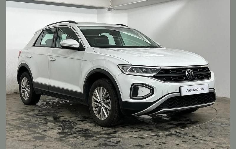 Used VW T-Roc Life 110 HP (80 kW) 2022 White SUV