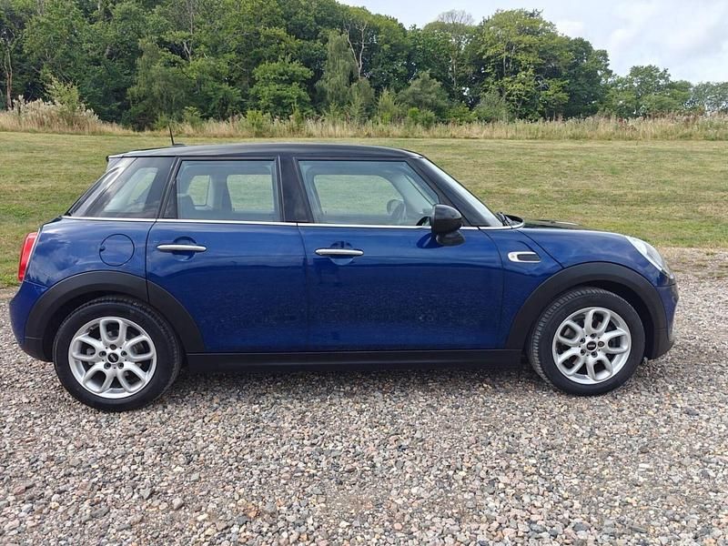 Used Mini Cooper Hatch 136 HP (100 kW) 2017 Blue Hatchback