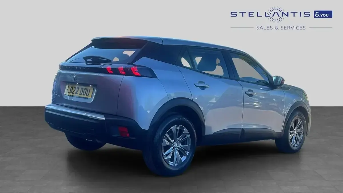 Second-hand Peugeot 2008 Active Premium 100 CP (73 kW) 2022 Gri SUV