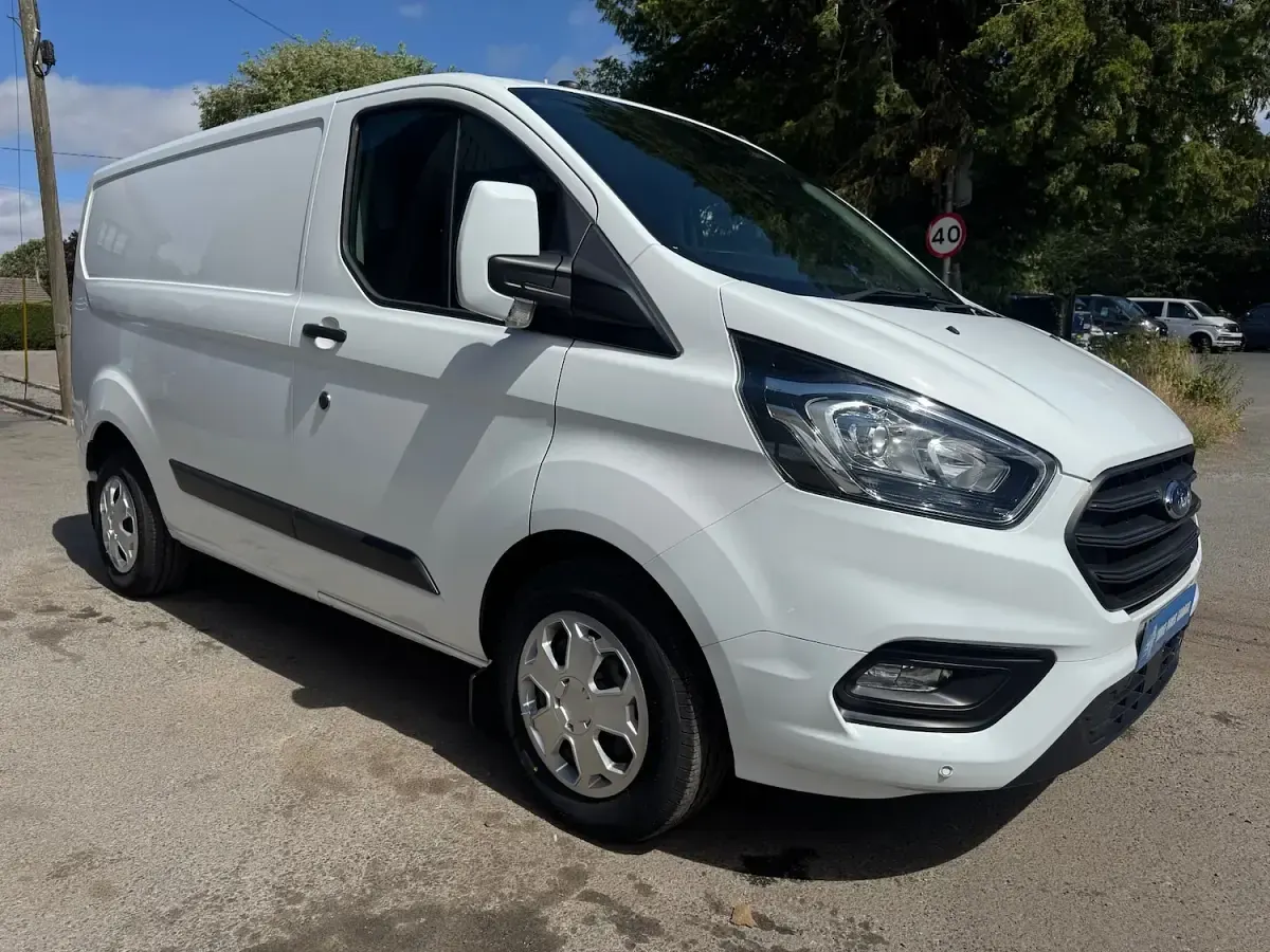 Used Ford Transit Custom Trend 130 HP (95 kW) 2019 White Van