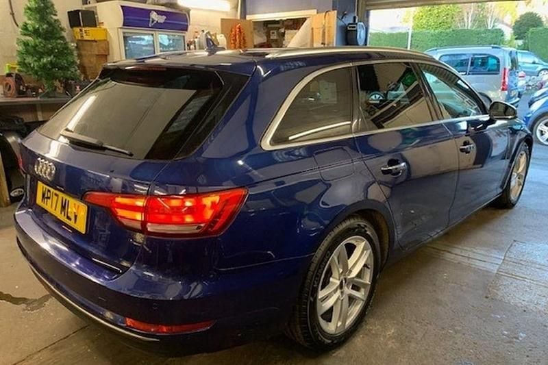 Blue Used 2017 Audi A4 Estate | £9,495 (Good price) - Image 1/1