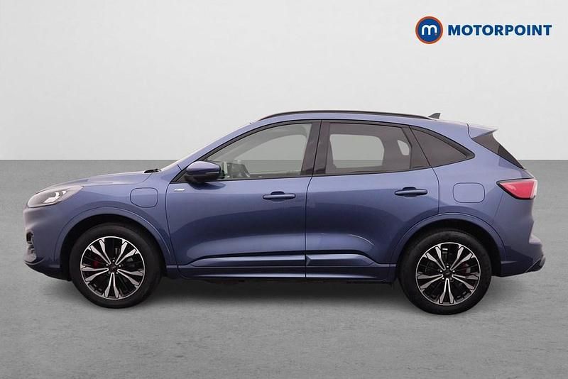 Usado Ford Kuga ST-Line X 224 CV (164 kW) 2022 Azul SUV