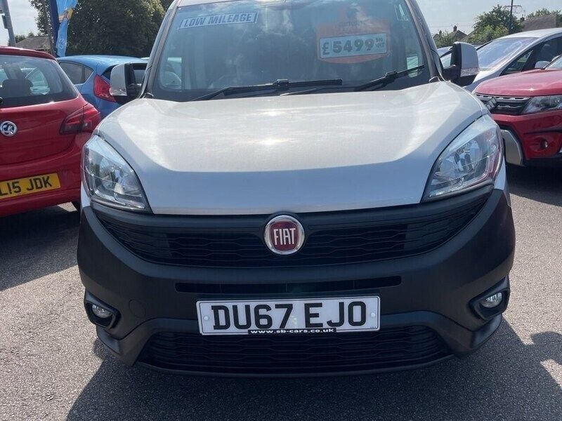 Grey Used 2017 Fiat Doblò MPV | £5,499 (Good price) - Image 1/4