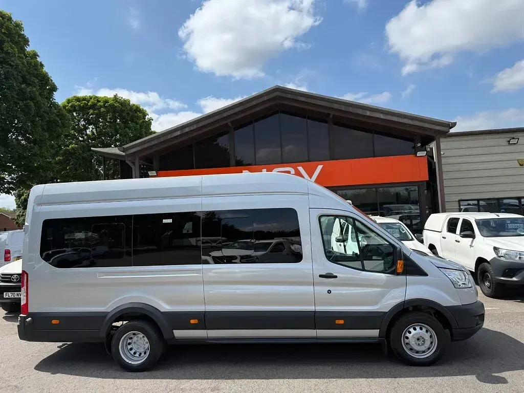Used Ford Transit Trend 125 HP (91 kW) 2018 Silver