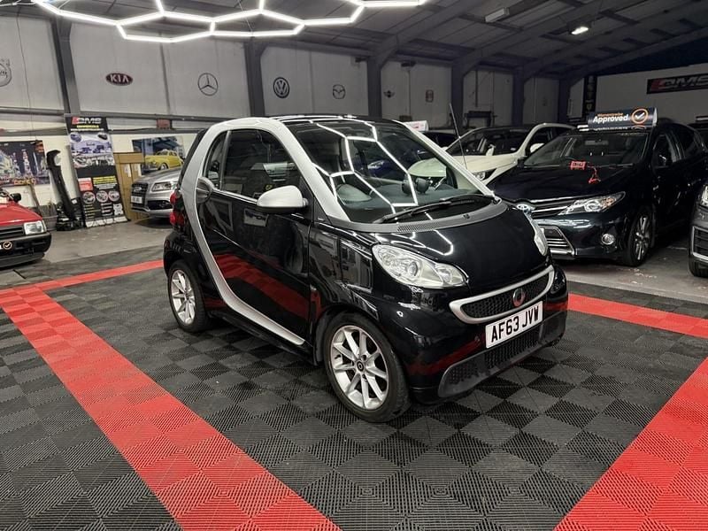 Black Used 2013 Smart ForTwo Coupé Passion Coupe | £3,250 (Fair price) - Image 1/4