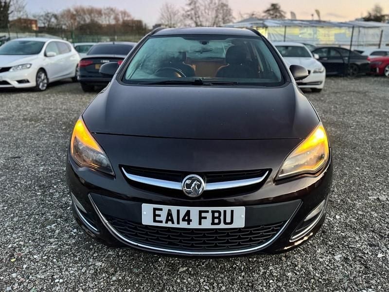 Brown Used 2014 Vauxhall Astra SRi Estate | £1,795 (Good price) - Image 1/4