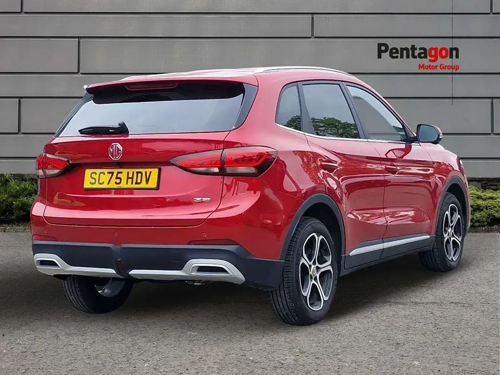 New MG ZS SE 116 HP (85 kW) 2025 Red SUV