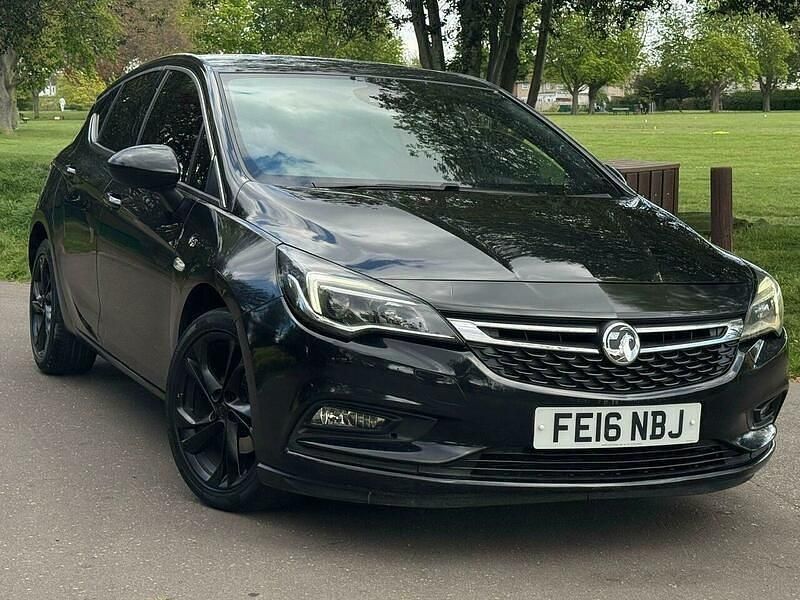 Used Vauxhall Astra SRi 2016 Black Hatchback