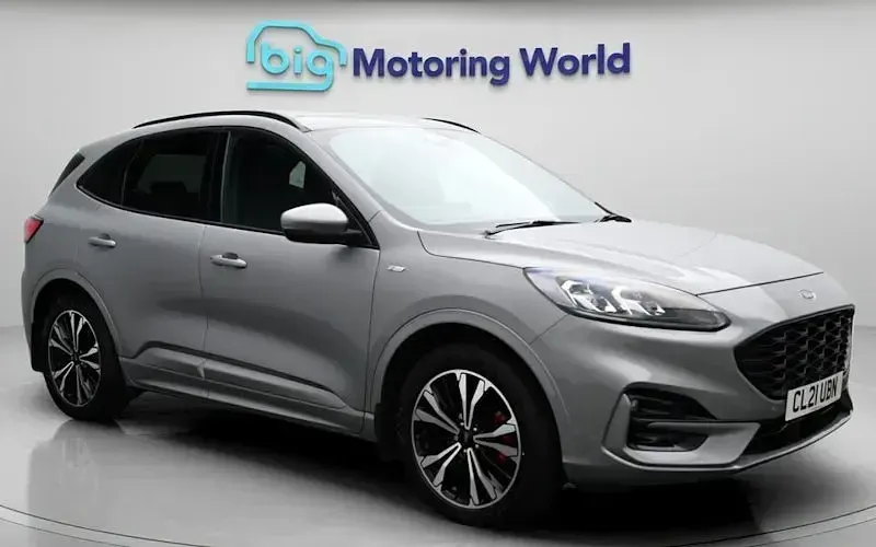 Usado Ford Kuga ST-Line X 190 HP (139 kW) 2021 SUV