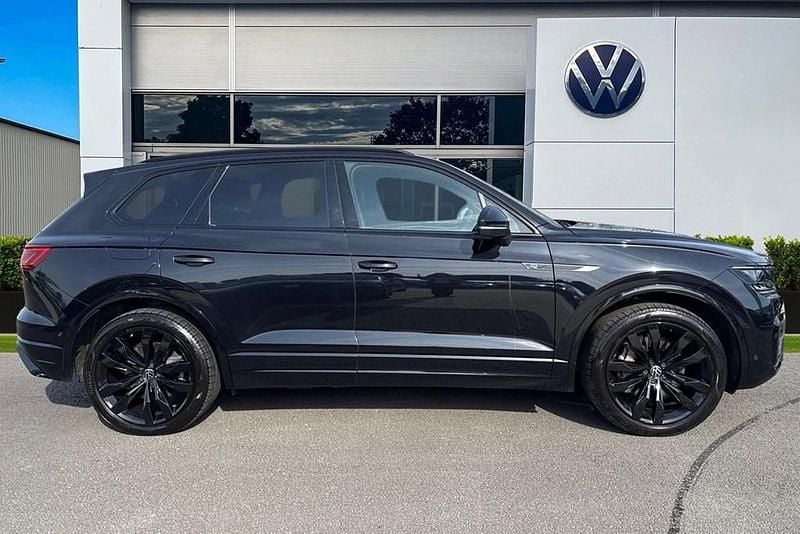 Used VW Touareg Black Edition 340 HP (250 kW) 2022 Black SUV