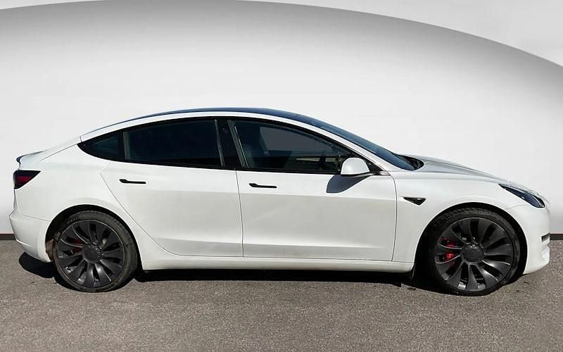 Używany Tesla Model 3 Performance 461 kW (627 KM) 2023 Biały Sedan/Limuzyna