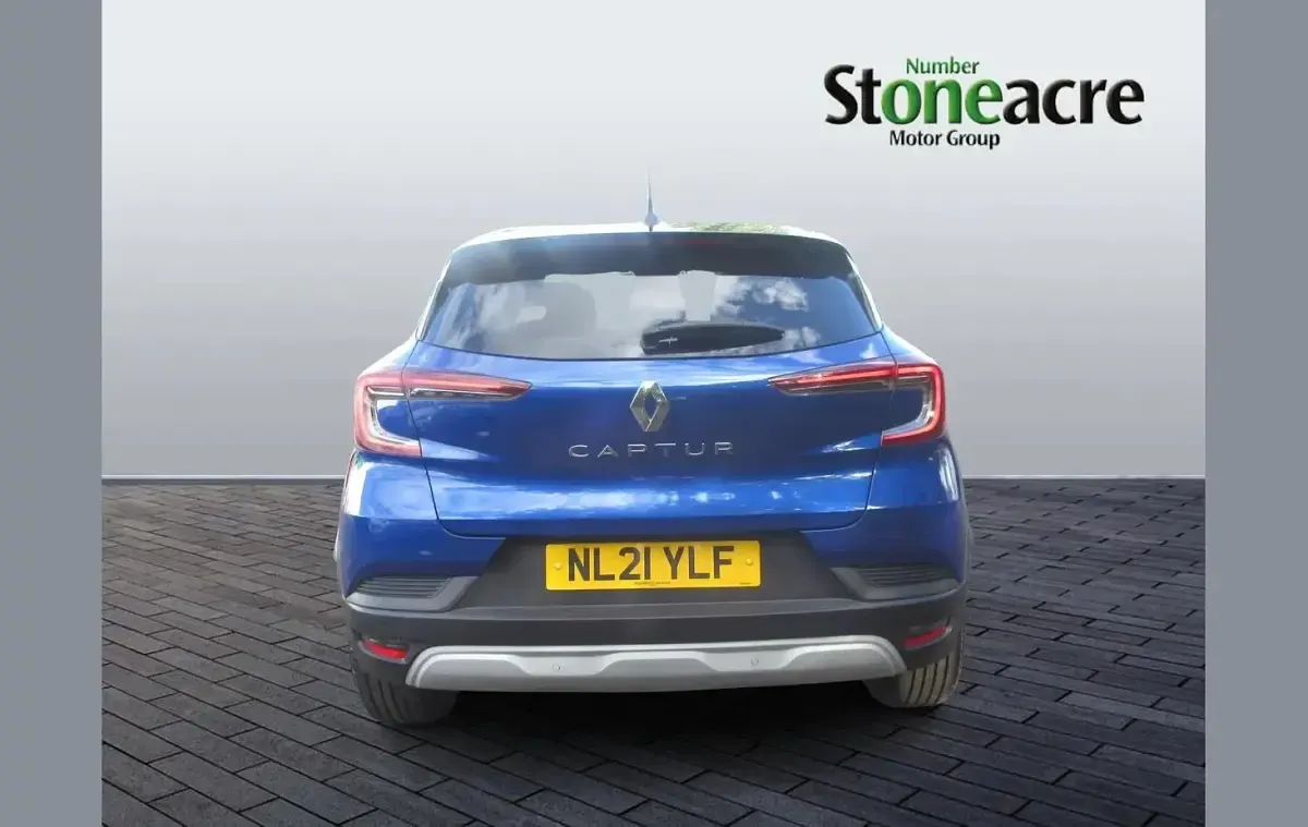 Used Renault Captur Iconic 90 HP (66 kW) 2021 Other SUV