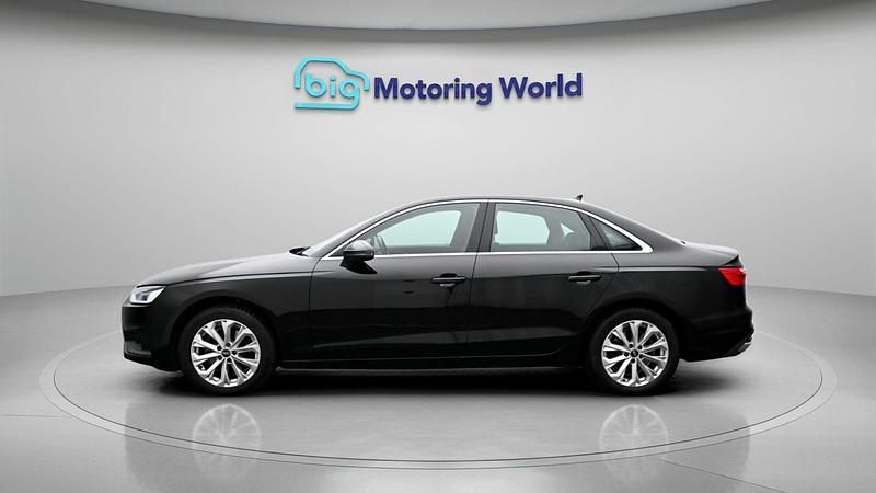 Used Audi A4 Comfort 150 HP (110 kW) 2022 Black Sedan