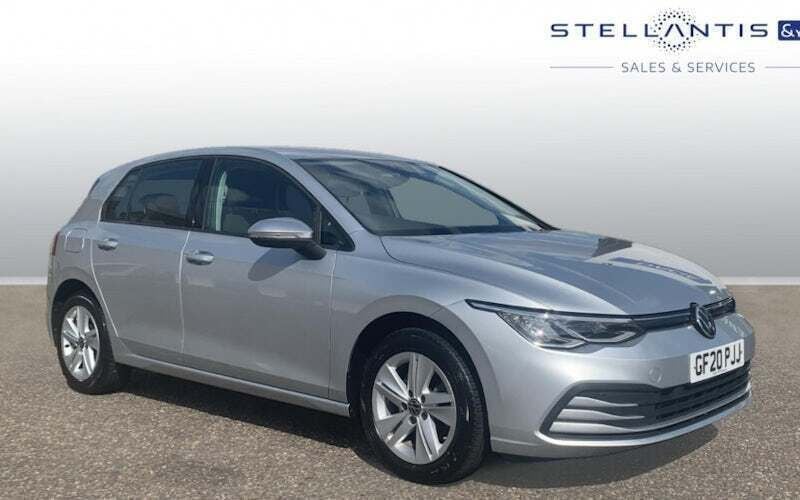 Used 2024 VW Golf VIII Life Hatchback | £14,452 (Super price) - Image 1/4
