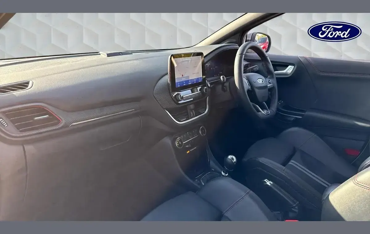 Używany Ford Puma ST 200 KM (147 kW) 2023 Biały SUV