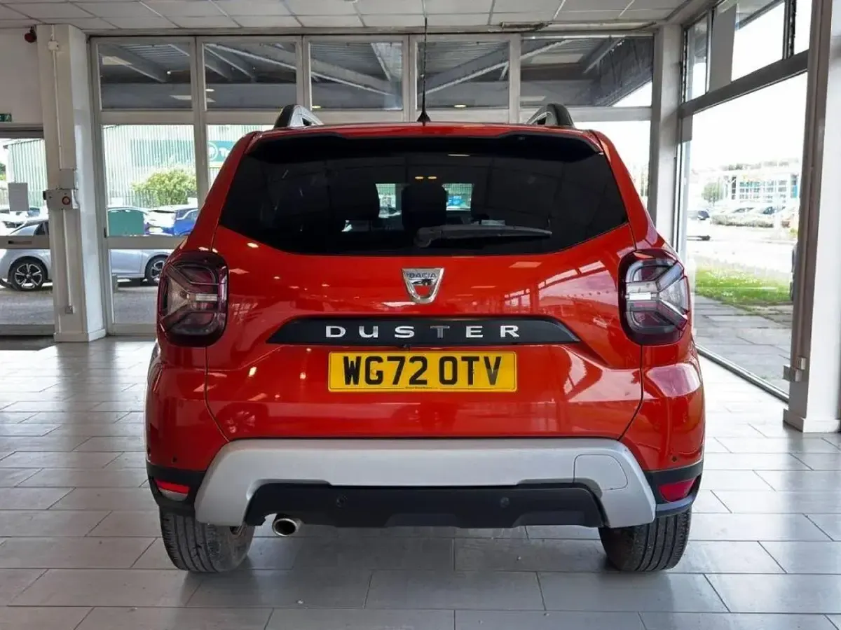 Used Dacia Duster Prestige 89 HP (65 kW) 2022 Orange SUV