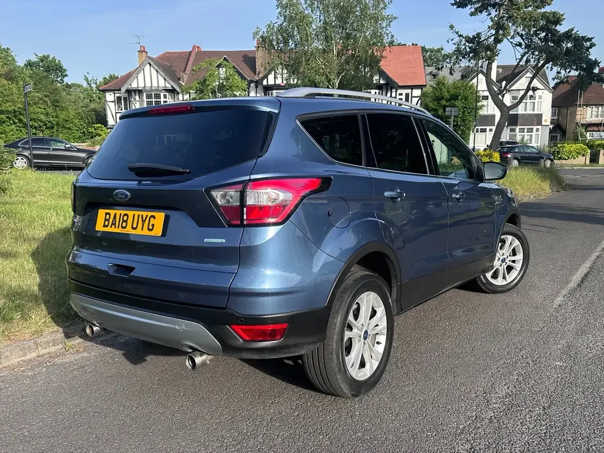 Used Ford Kuga Titanium 150 HP (110 kW) 2018 Blue SUV