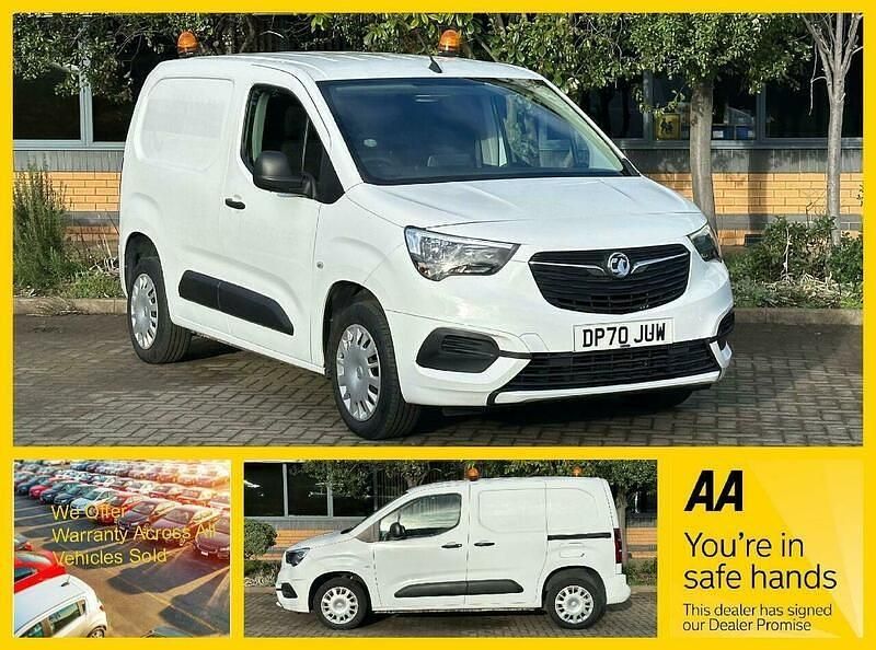 Used Vauxhall Combo Sportive 2020 White MPV