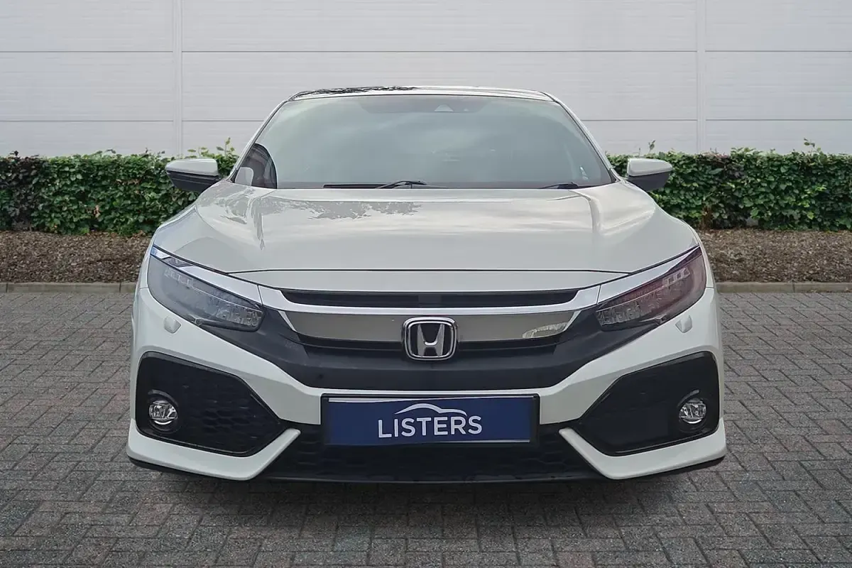 Used Honda Civic Prestige 2017 White Hatchback