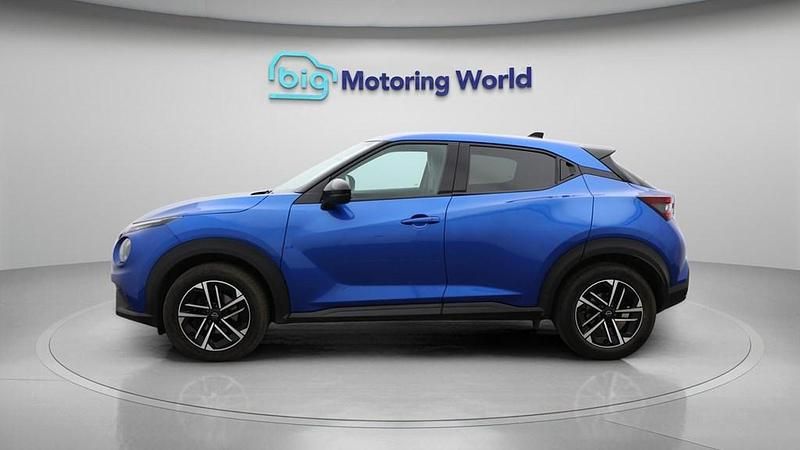 Used Nissan Juke N-Connecta 114 HP (83 kW) 2024 Blue SUV