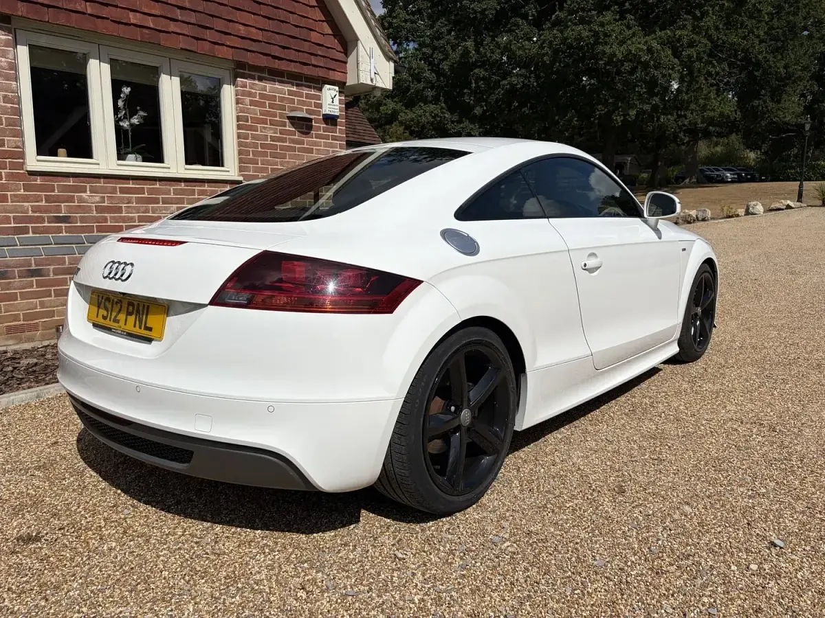 Used Audi TT S-Line 160 HP (117 kW) 2012 White Coupe