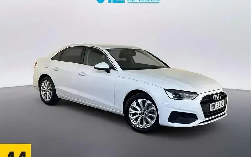 Begagnad Audi A4 Advanced 150 HK (110 kW) 2022 Sedan