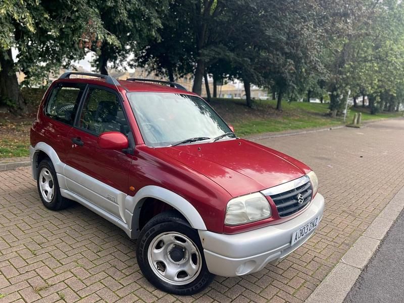 Red Used 2003 Suzuki Grand Vitara SUV | £3,290 - Image 1/4
