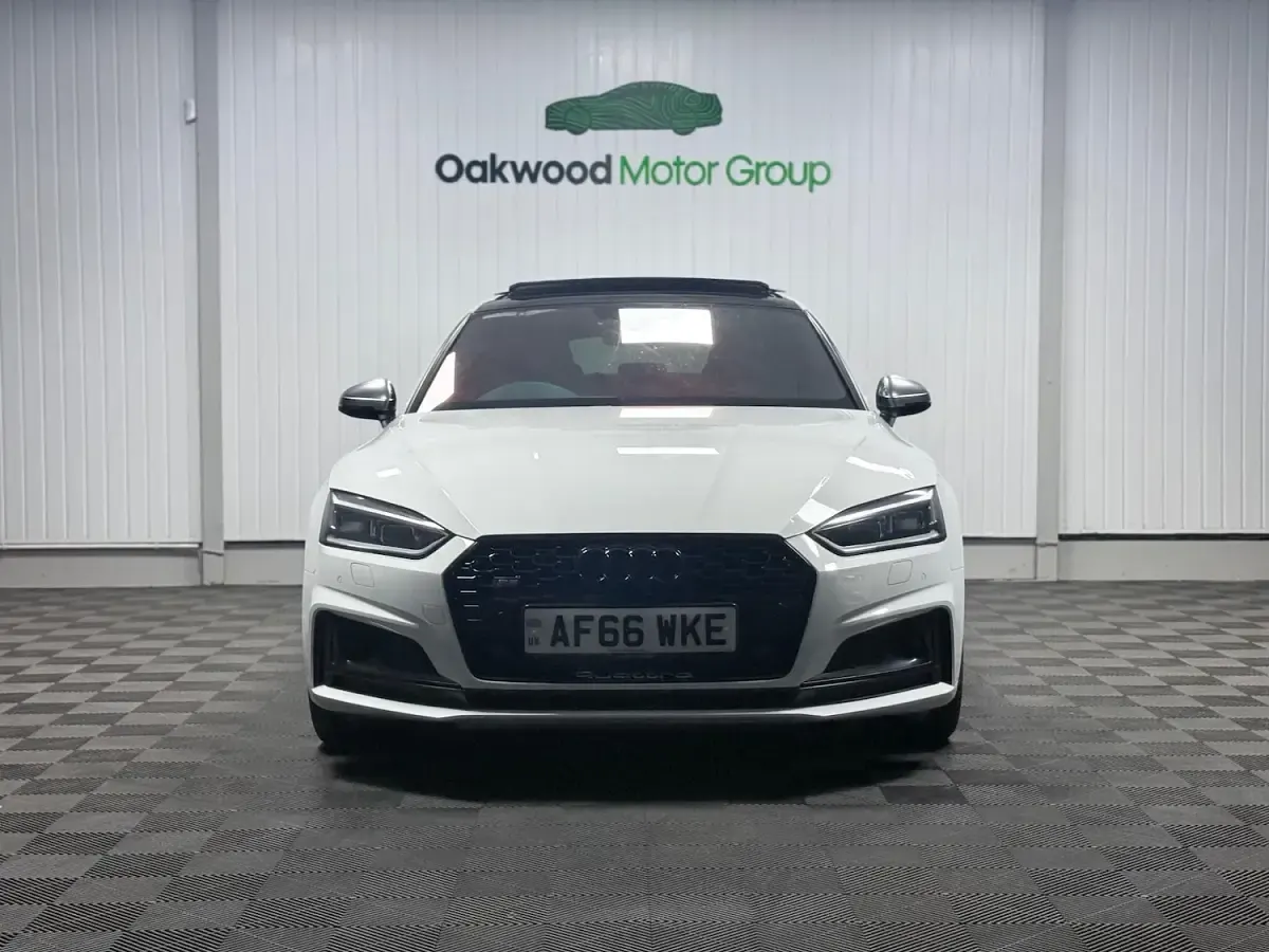 Used Audi S5 Sportback Comfort 354 HP (260 kW) 2017 White Hatchback