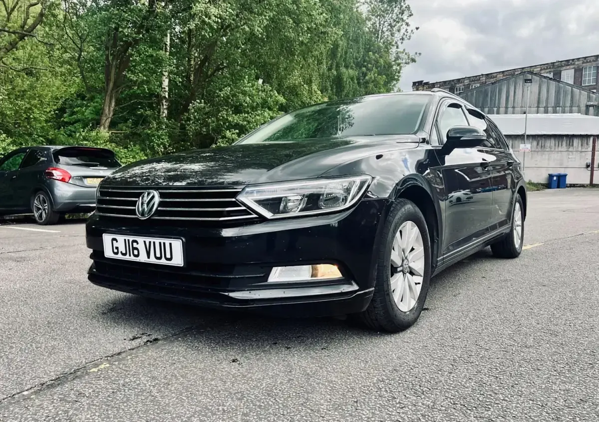 Usado VW Passat S 190 CV (139 kW) 2016 Negro Familiar