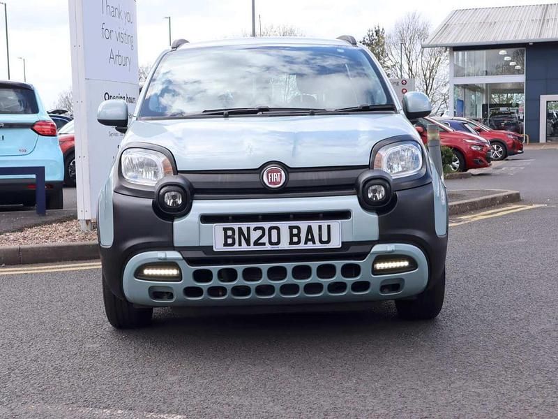 Used Fiat Panda Cross Cross 70 HP (51 kW) 2020 Green Hatchback