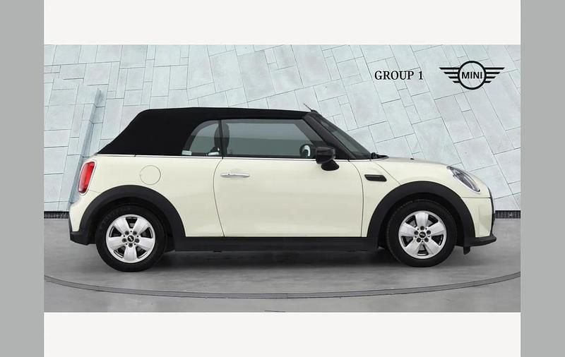 Used Mini Cooper Cabriolet Classic 136 HP (100 kW) 2022 Pepper white Cabriolet