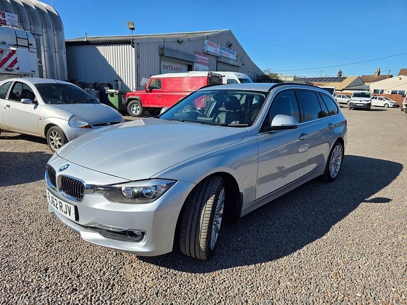 Used BMW 320 Luxury Line 2012 Silver Estate