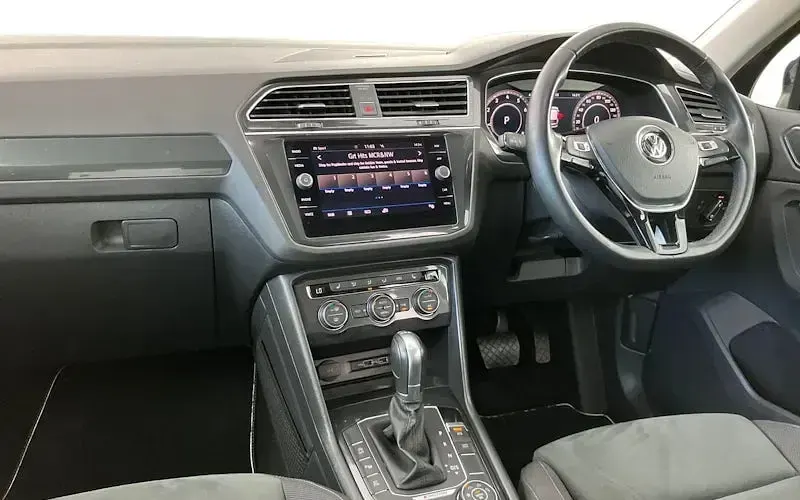 Used VW Tiguan SEL 180 HP (132 kW) 2018 Blue SUV