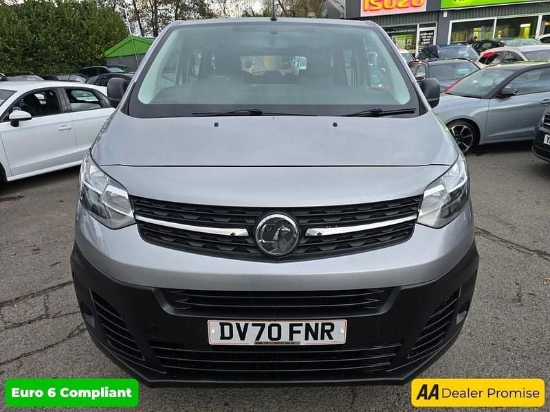 Used Vauxhall Vivaro Edition 120 HP (88 kW) 2020 Grey MPV