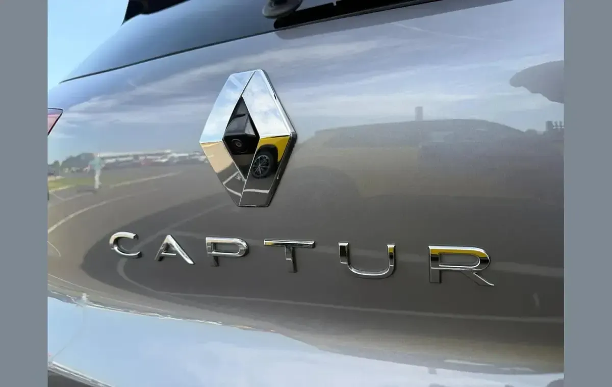Used Renault Captur Techno 90 HP (66 kW) 2024 Other SUV