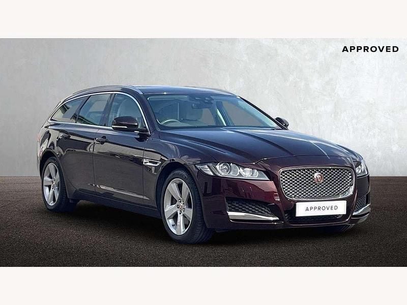 Red Used 2019 Jaguar XF Sportbrake Portfolio Estate | £16,650 (Fair price) - Image 1/4