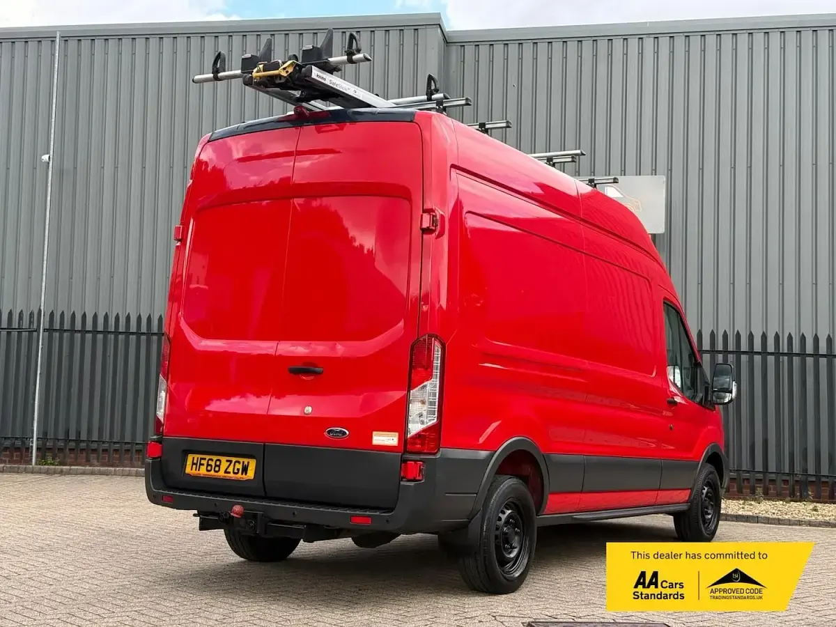Used Ford Transit 130 HP (95 kW) 2018 Blue Van