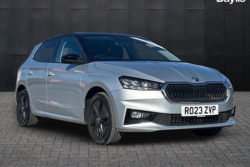 Used Skoda Fabia Colour Edition 110 HP (80 kW) 2023 Silver Hatchback