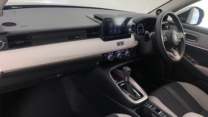 Blue Used 2022 Honda HR-V Advance SUV | £22,508 (Fair price) - Image 1/4