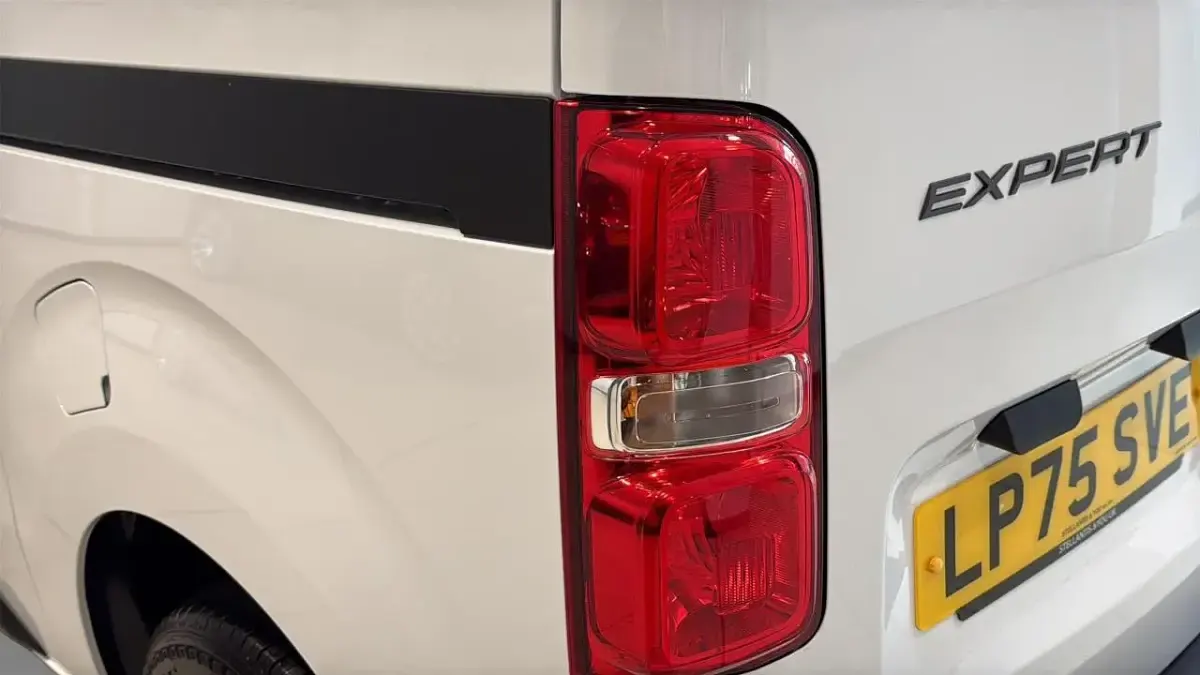 New Peugeot Expert S 118 HP (86 kW) 2026 White Van