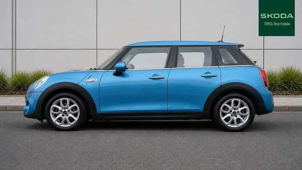 Used Mini Cooper S Hatch 188 HP (138 kW) 2018 Blue Hatchback